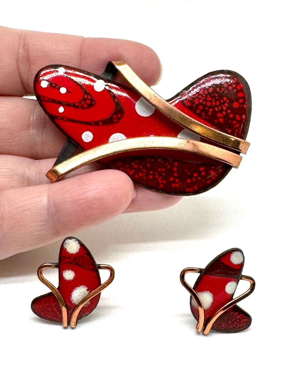 Matisse Copper and Red Enamel Brooch with Matching Clip-On Earrings Midcentury
